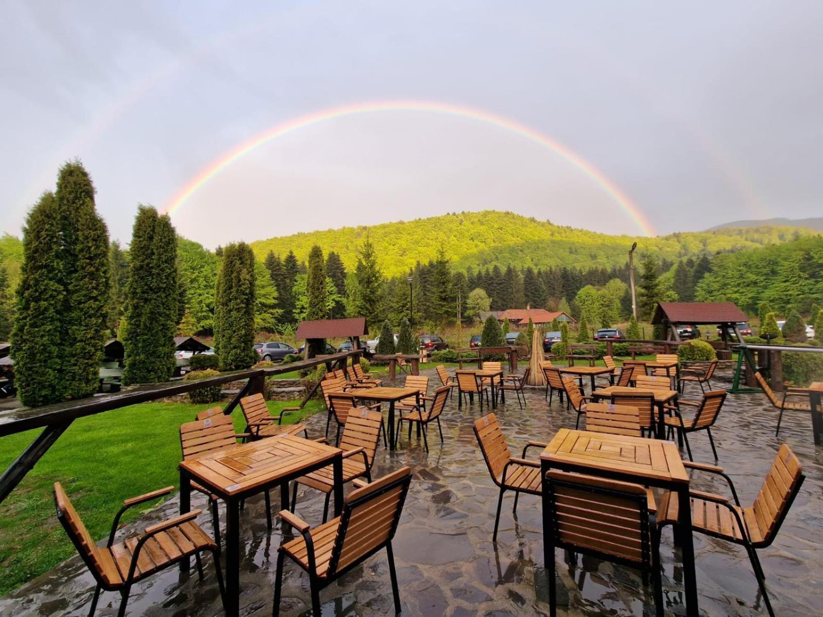 Sîmbăta de Sus Hotel Miruna מראה חיצוני תמונה