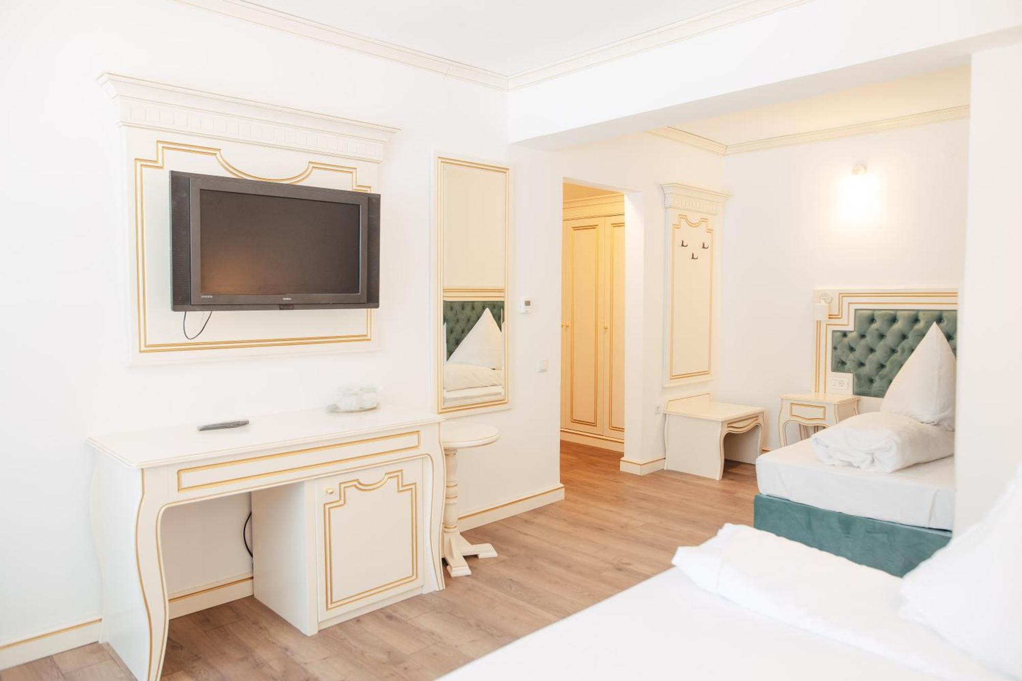 Sîmbăta de Sus Hotel Miruna מראה חיצוני תמונה