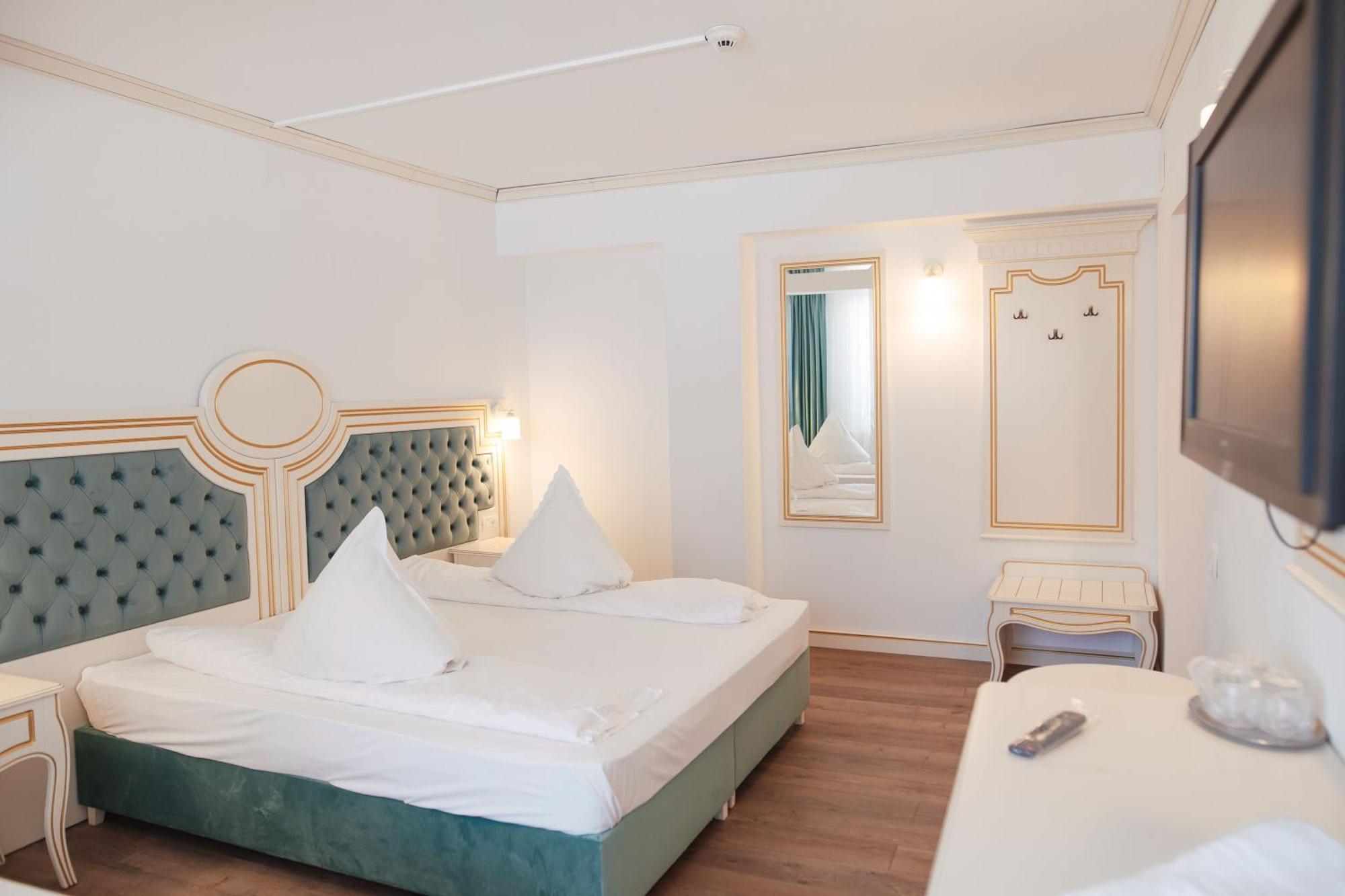 Sîmbăta de Sus Hotel Miruna מראה חיצוני תמונה