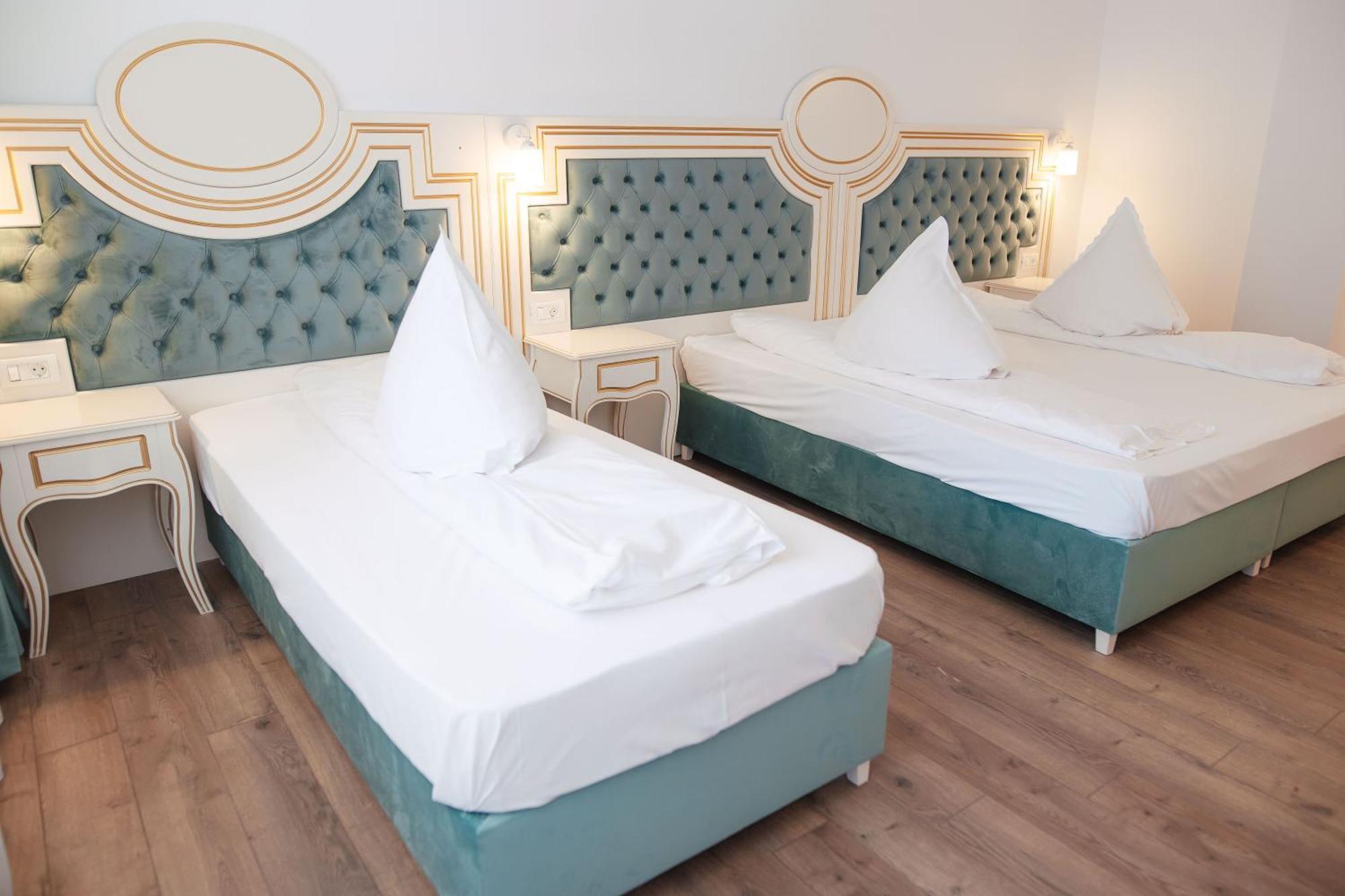 Sîmbăta de Sus Hotel Miruna מראה חיצוני תמונה