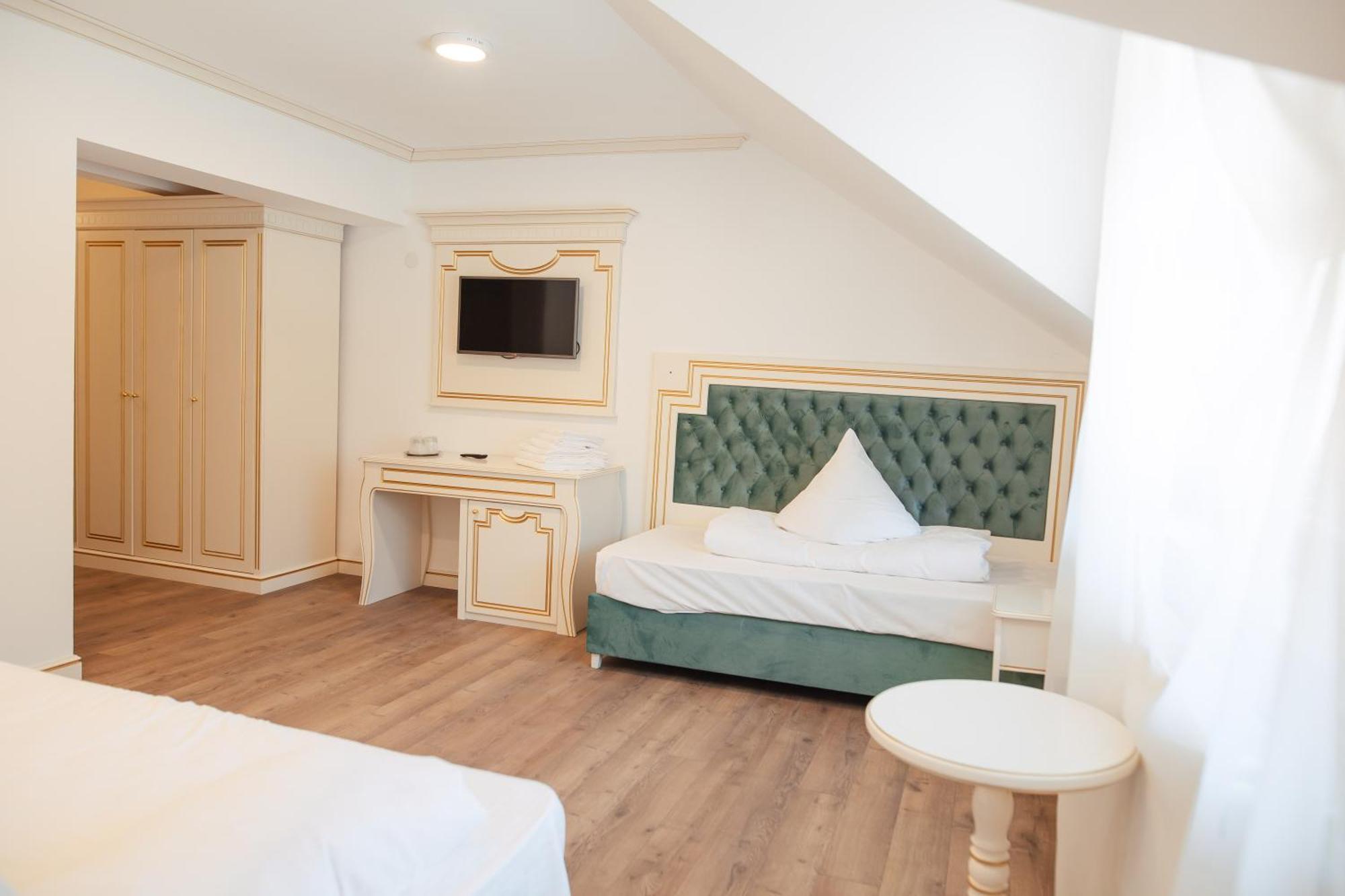 Sîmbăta de Sus Hotel Miruna מראה חיצוני תמונה